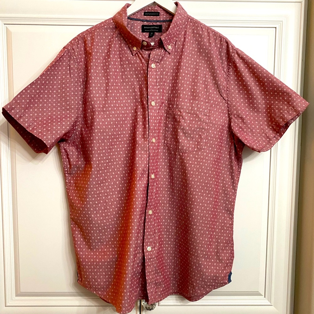 Banana Republic Factory Men’s Sz XL Short Sleeve Untucked Fit Button Down Shirt